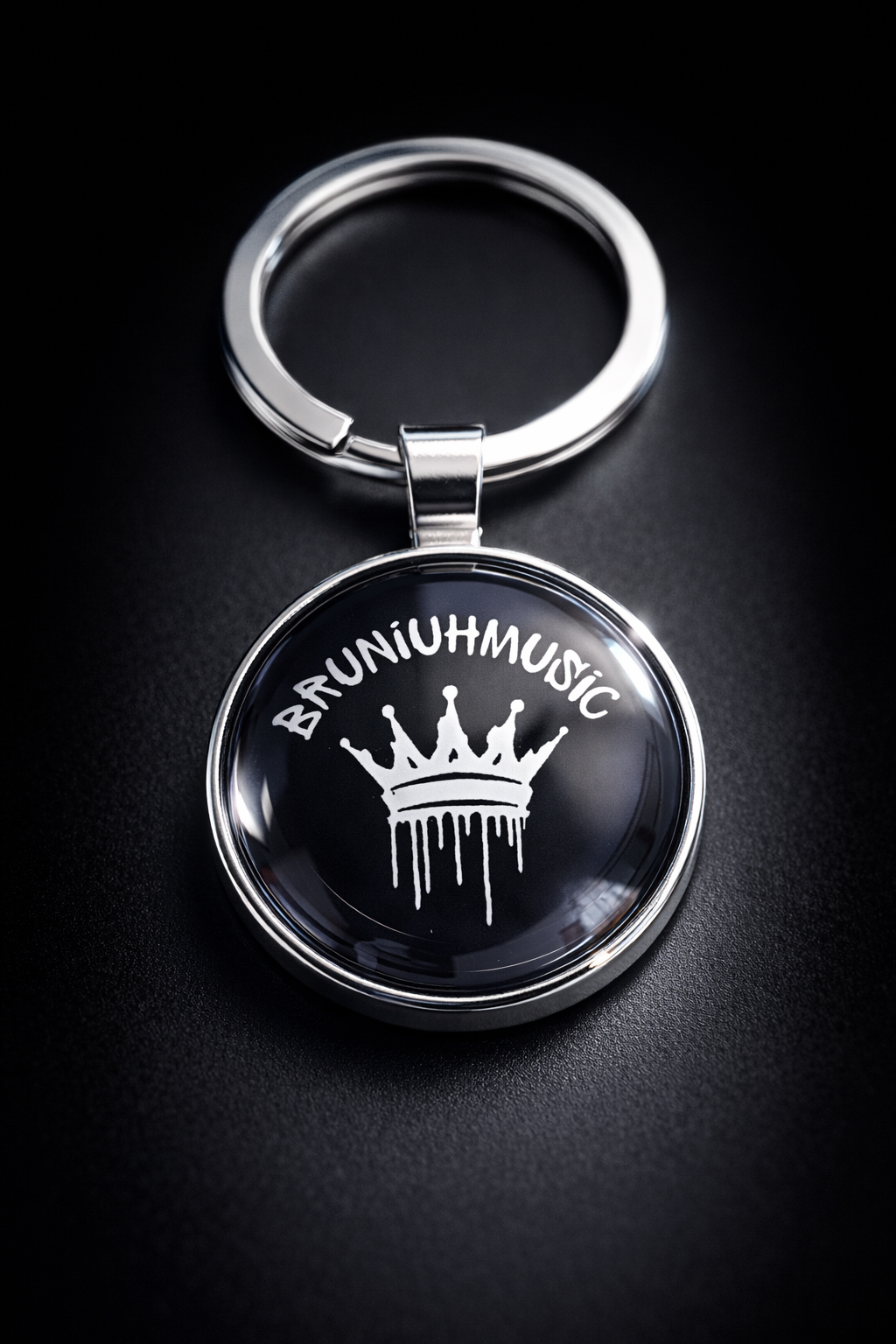 Porta-Chaves Oficial BRUNIUHMUSIC – Acessório Exclusivo para Fãs